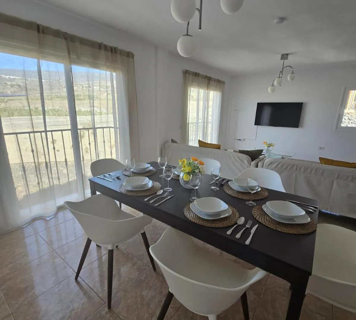 Basalto House 1 Tenerife South Tejina de Isora 0*,